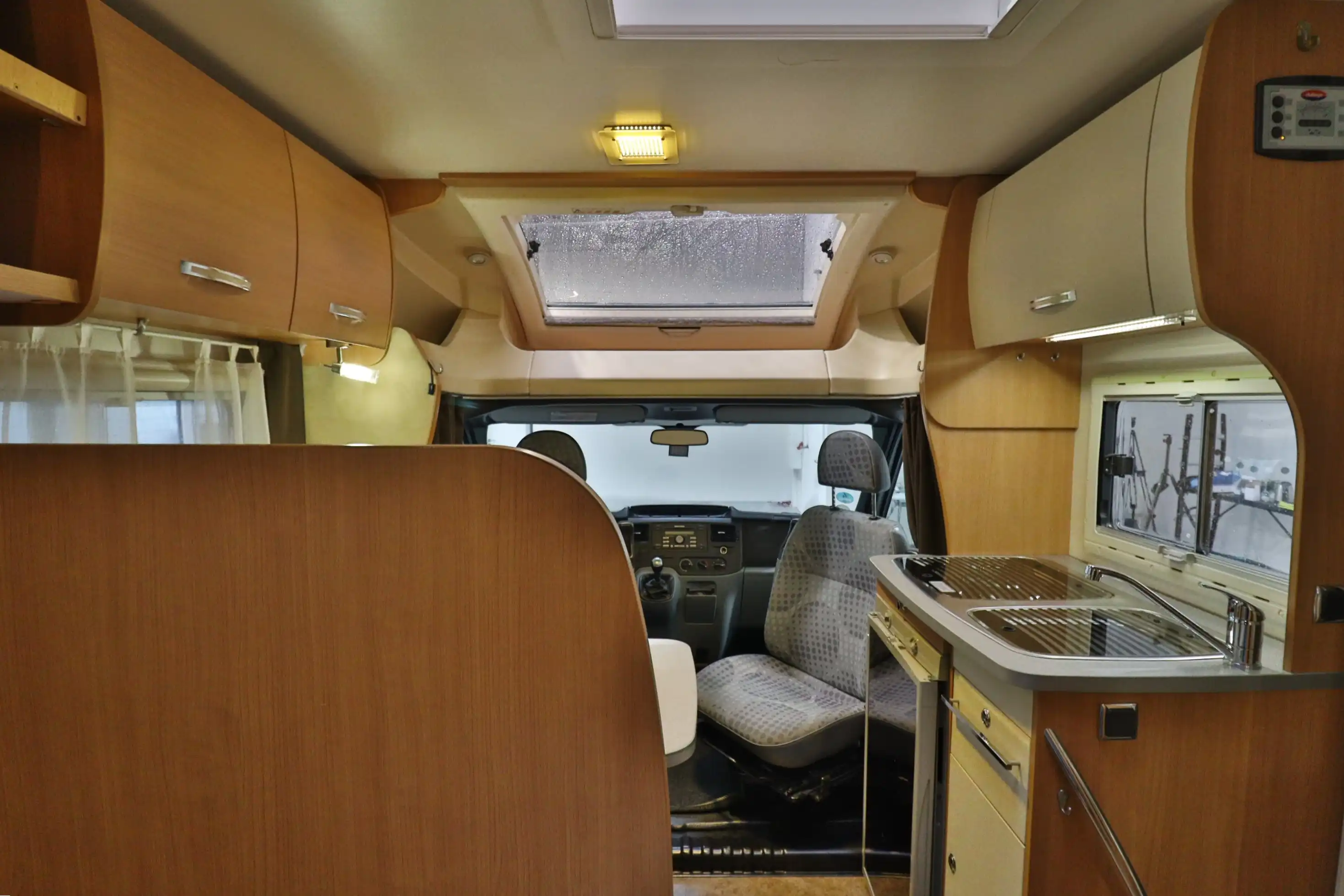 challenger-genesis-32-beim-wohnmobilpark-in-bad-honnef-kaufen